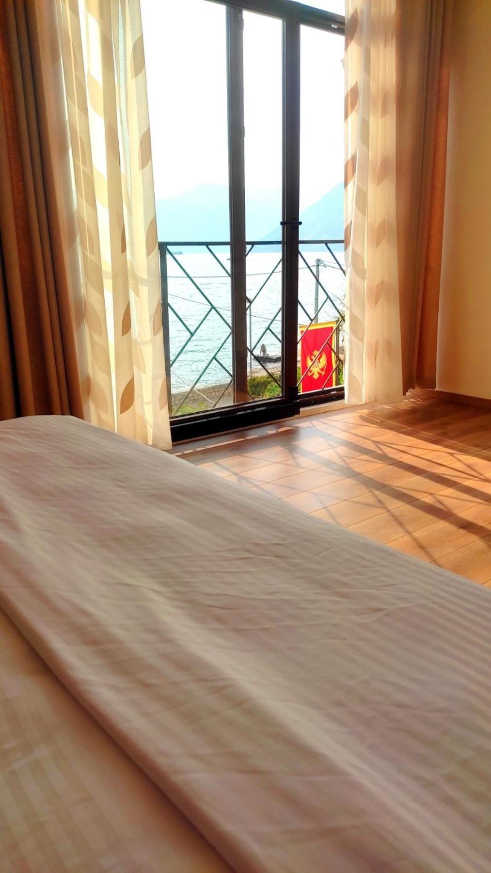 Appartamento Regina Di Dobrota Cattaro Esterno foto